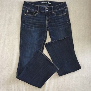 Women’s American Eagle dark wash jeans